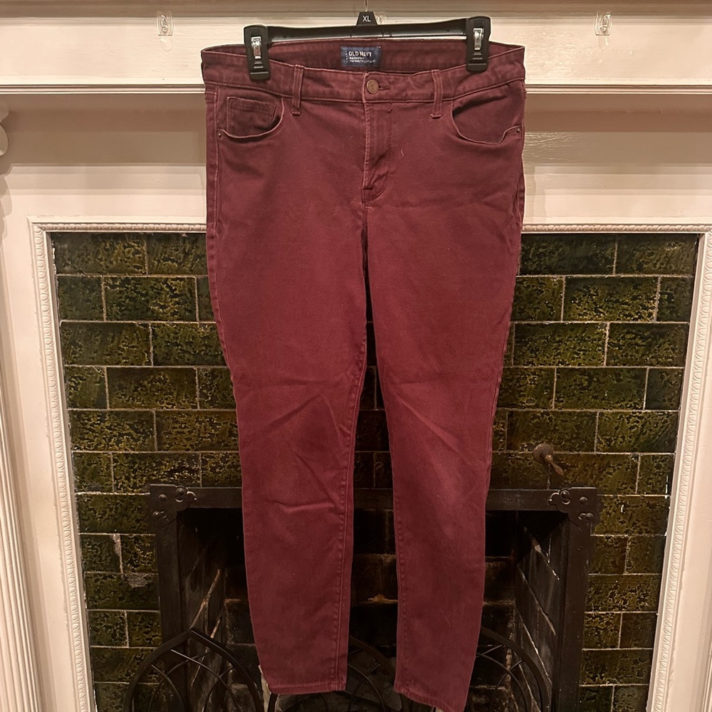 Old Navy Burgundy Skinny Pants